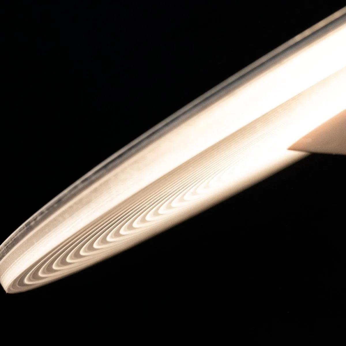 Mimalistyczna lampa LED stołowa – VINYL T - obrazek 8