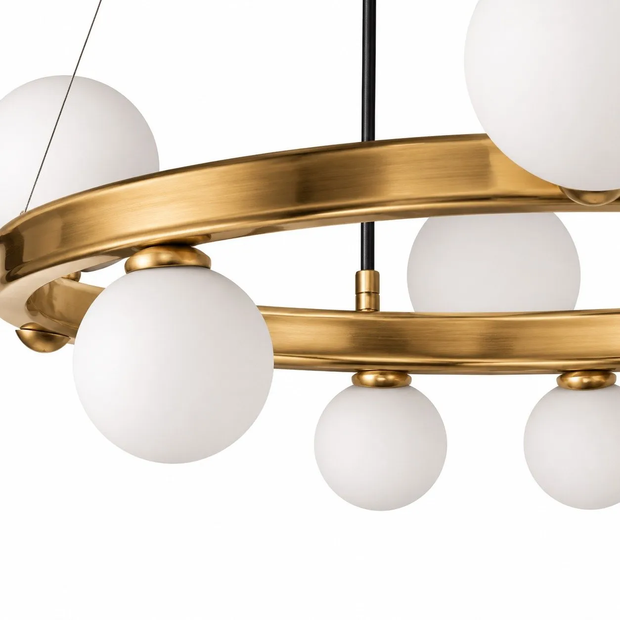 Lampa wisząca Molecula 60cm – żyrandol, złoto szczotkowane, klosze mleczne - obrazek 9