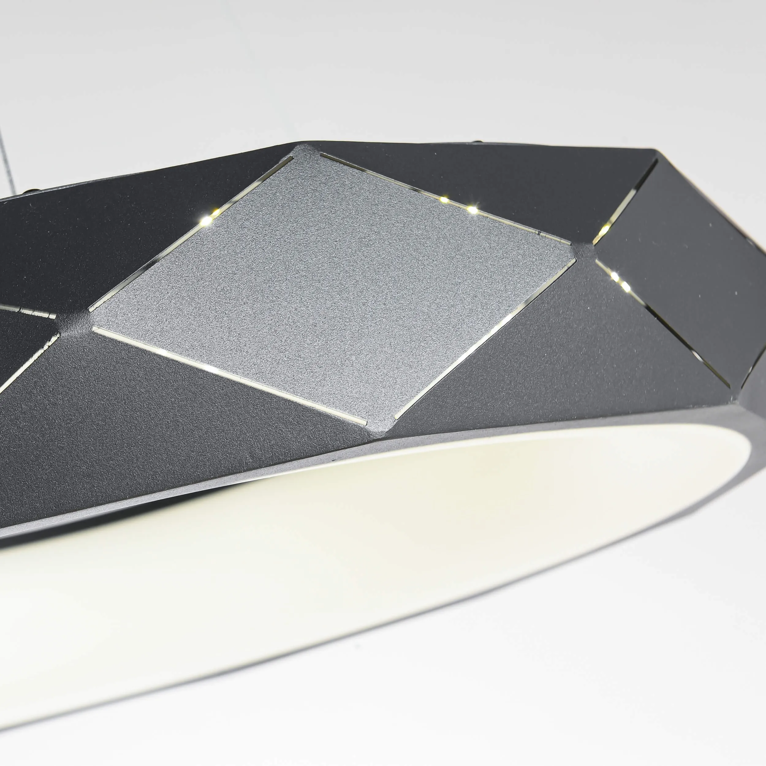 Lampa wisząca Reus czarna LED 4000K - obrazek 11