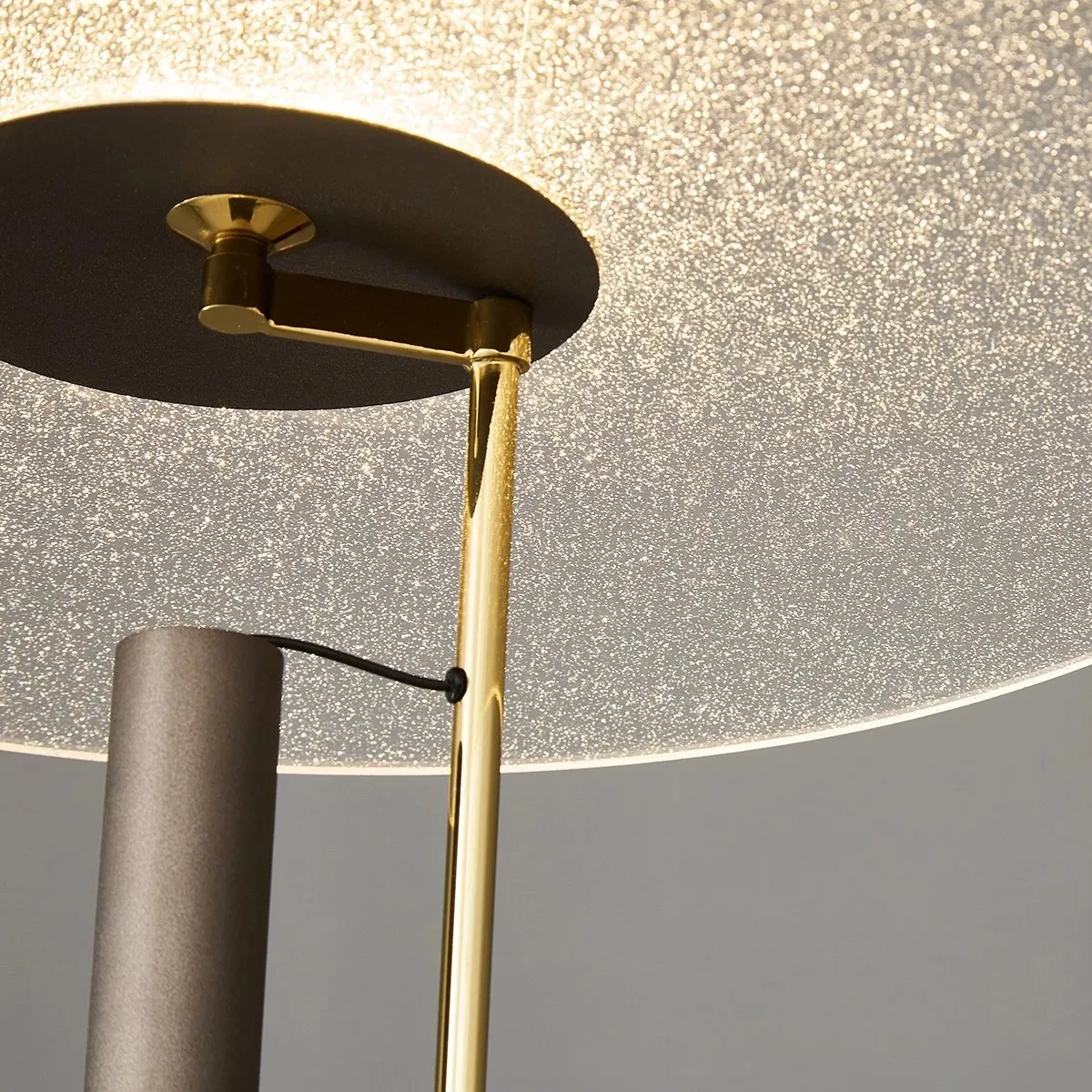 Lampa wisząca akrylowa Fanora - obrazek 4