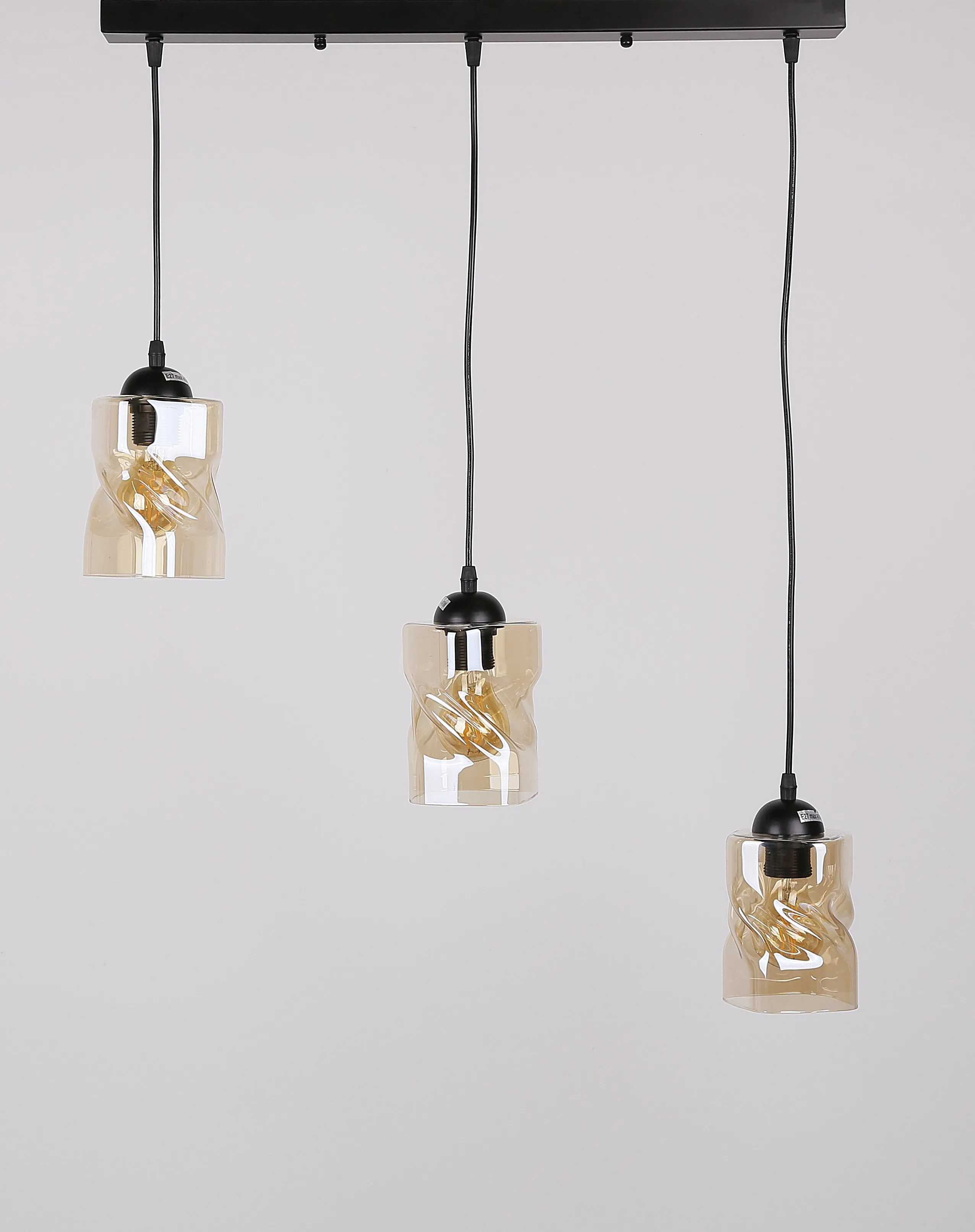 Felis lampa wisząca czarny 3x60w e27 klosz bursztynowy - obrazek 4