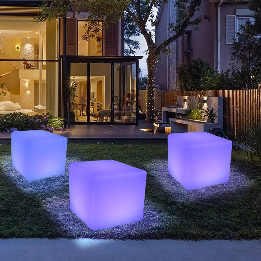 Lampa ogrodowa kostka CUBIC L LED RGBW 16 kolorów 43 cm - obrazek 3